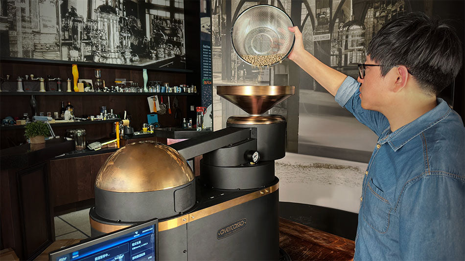 Hiroshi Yamamoto in Japan uses avercasso CS One to save QC time and standardize every batch of roasted coffee.